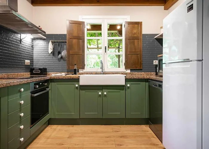 Casa Escondida Cuencu Chalet *