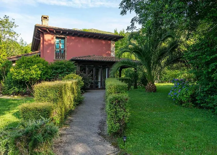 Casa Escondida Cuencu * Margolles